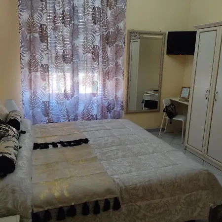 Hotel Sanremo ホテル