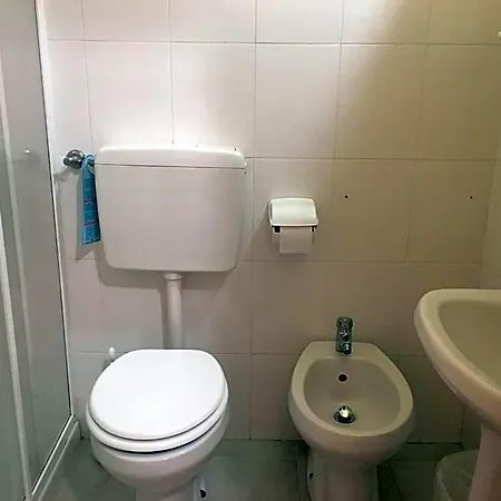 Hotel Sanremo * Санремо