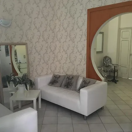 Отель Hotel Sanremo Санремо